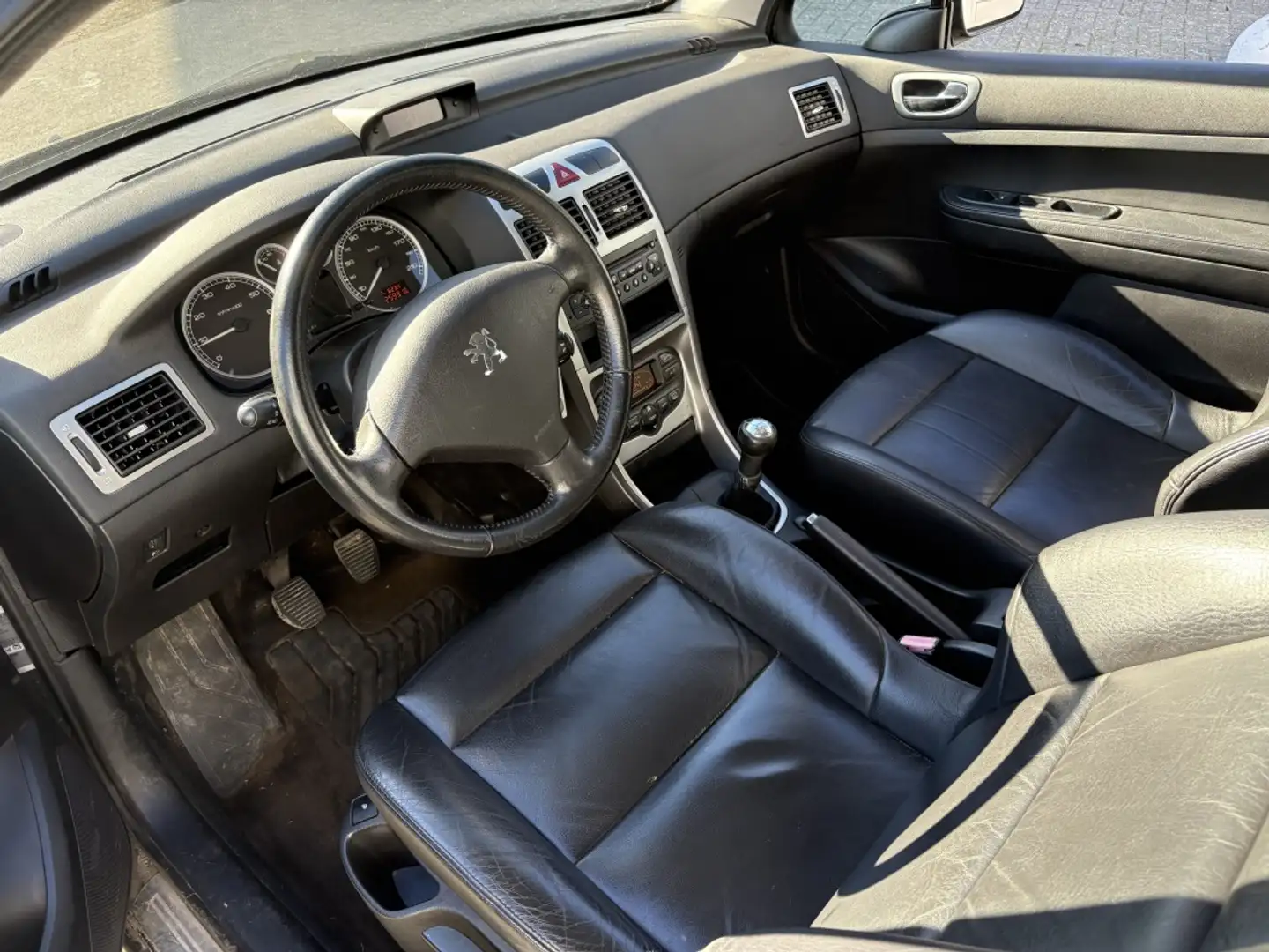 Peugeot 307 1.6 16V Gentry Handel/Export/Zo Mee Schwarz - 2