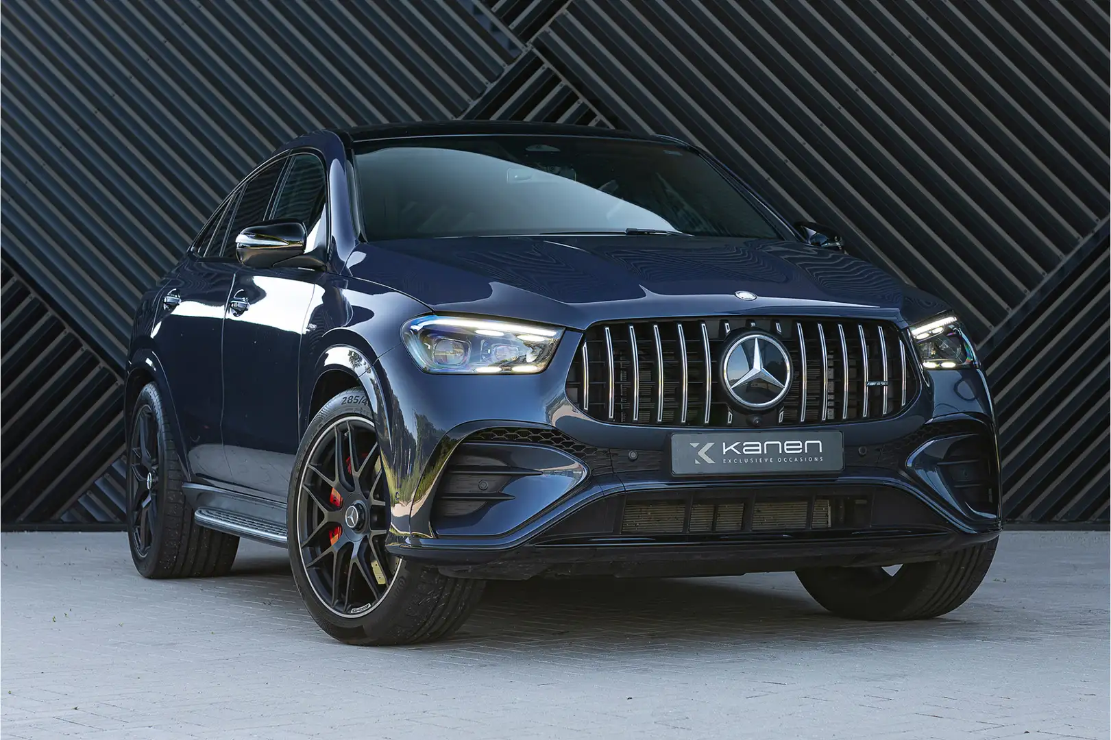 Mercedes-Benz GLE 53 AMG Coupé 4MATIC+ Distronic+ IHC+ Massage Pano Head Up Blauw - 2