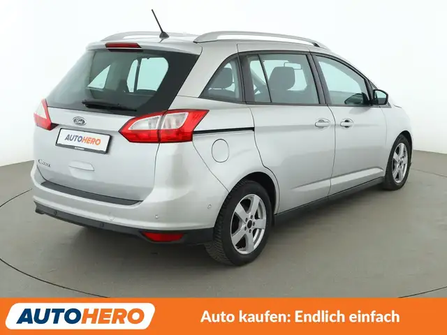 Ford Grand C-Max view 6