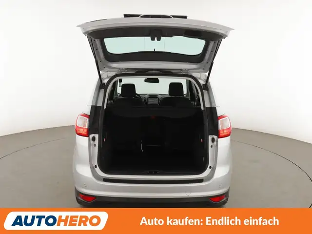 Ford Grand C-Max view 16