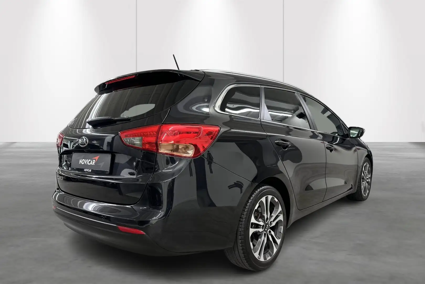 Kia Ceed SW / cee'd SW Sportswagon 1.6 Fusion DCT Negro - 2