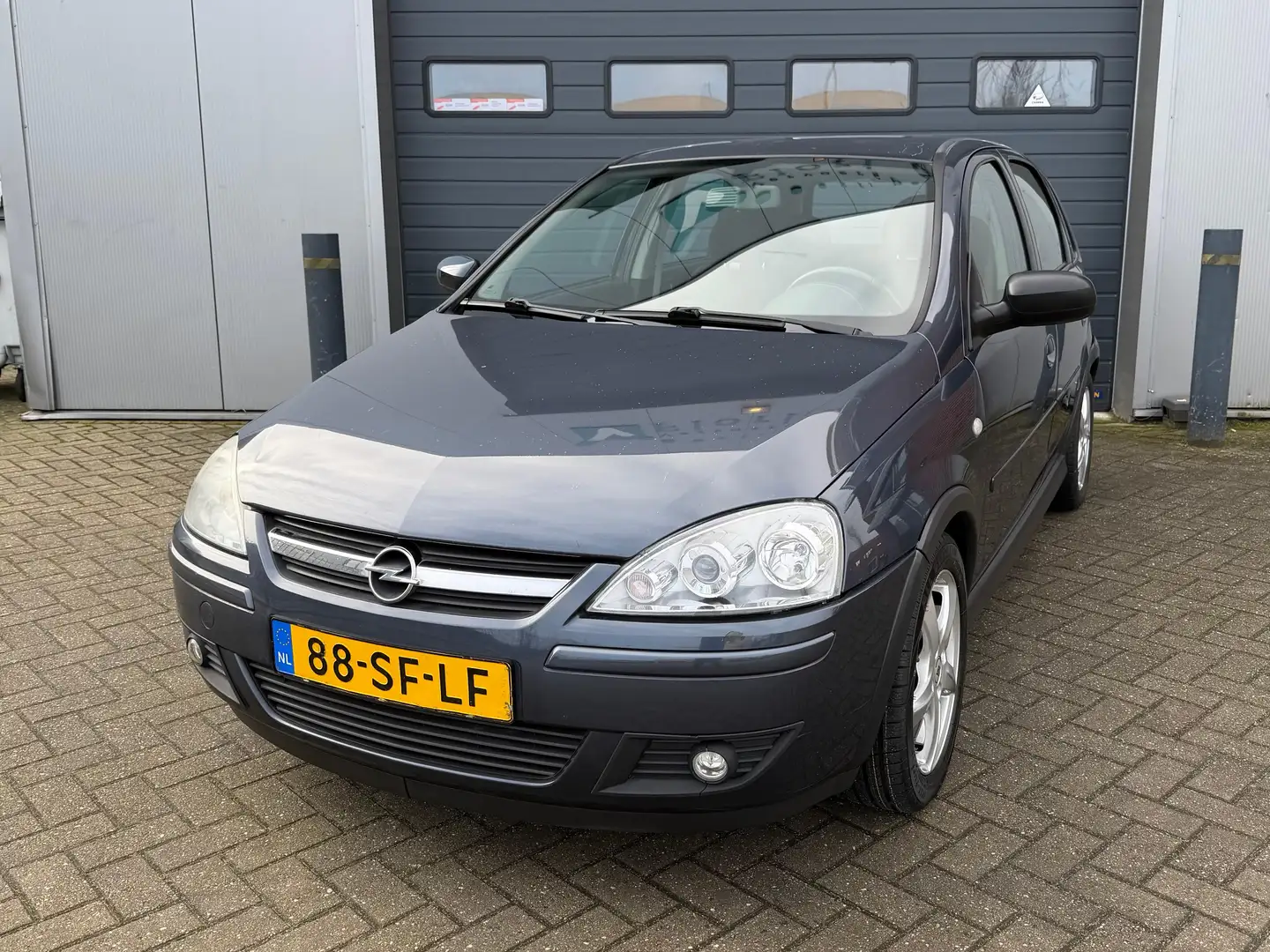 Opel Corsa 1.2-16V Silverline | Nieuwe APK | Airco | 5 drs Grau - 1