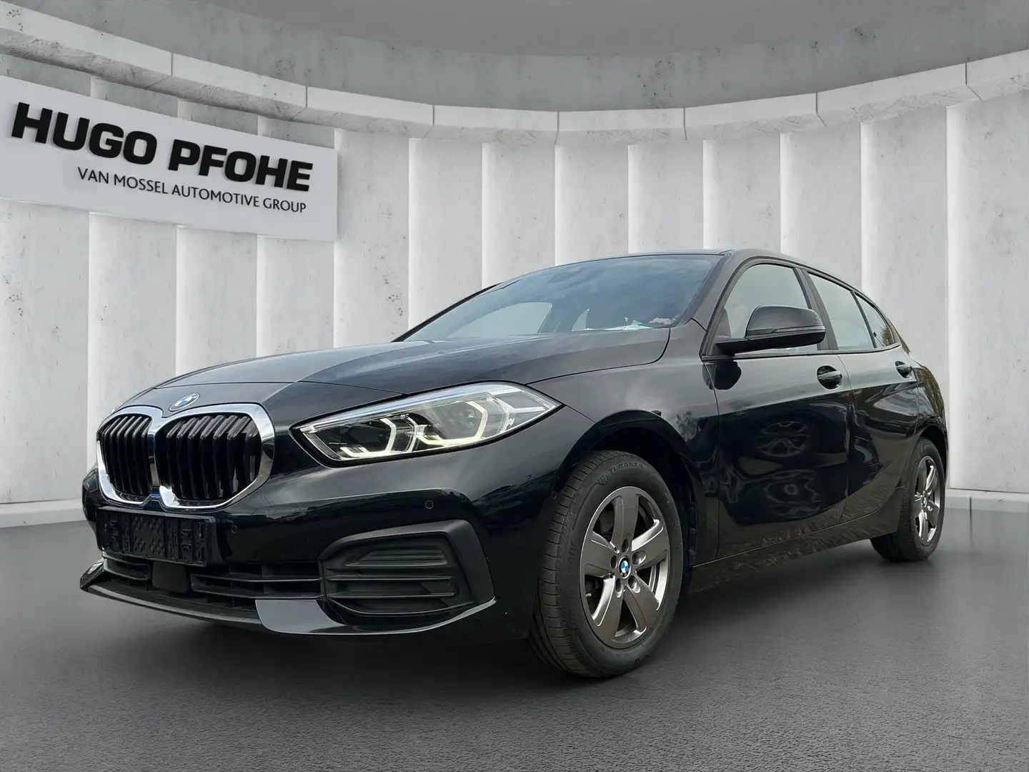 BMW 118 d Advantage Schwarz - 1