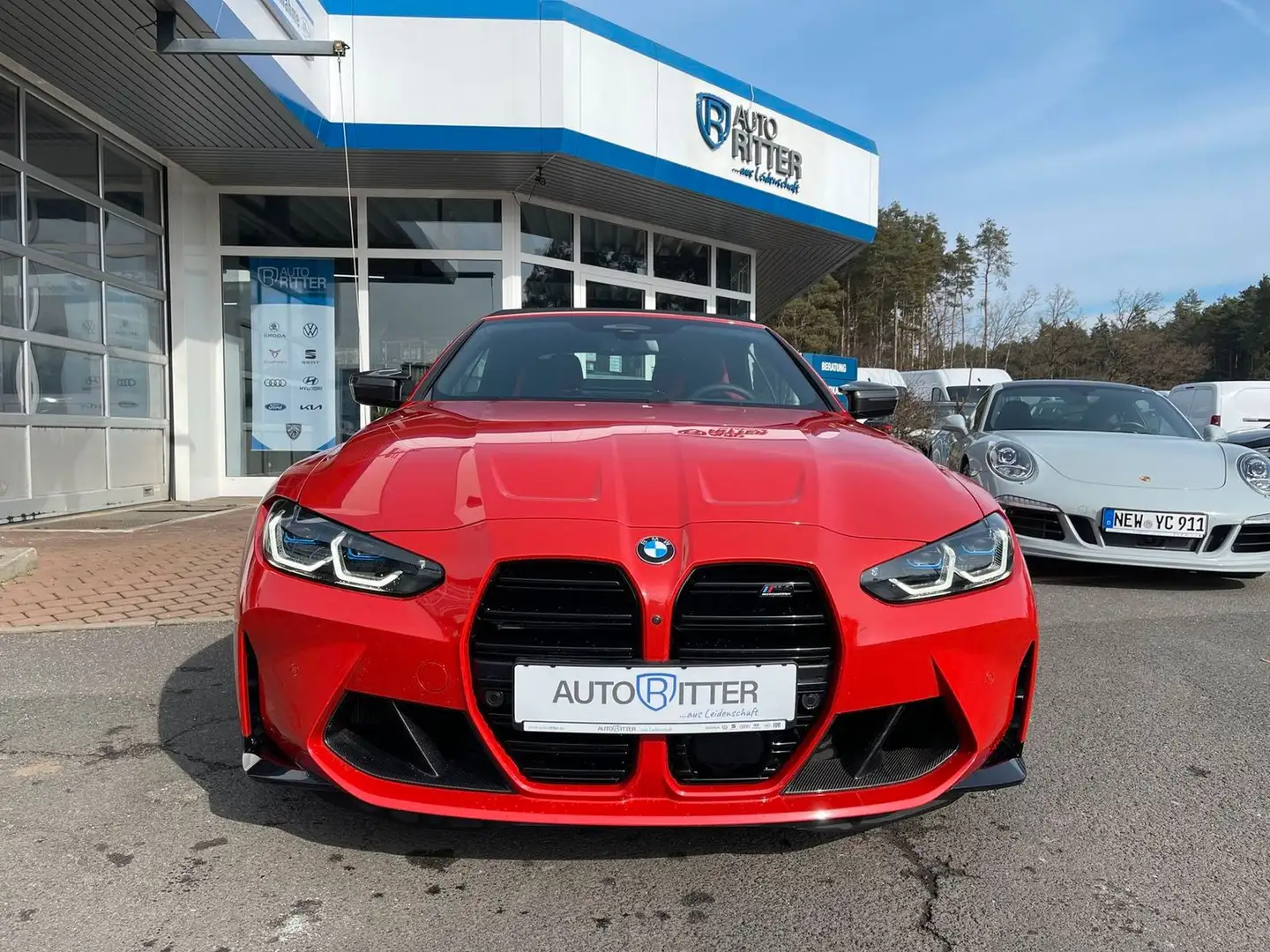 BMW M4 Cabrio Competition xDrive M Race Track Paket Rouge - 2