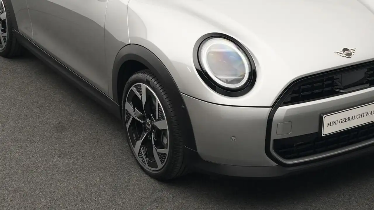 MINI Cooper C Cabrio Classic Trim 19