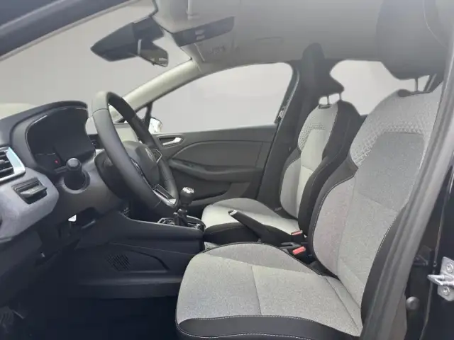 Renault Clio view 7