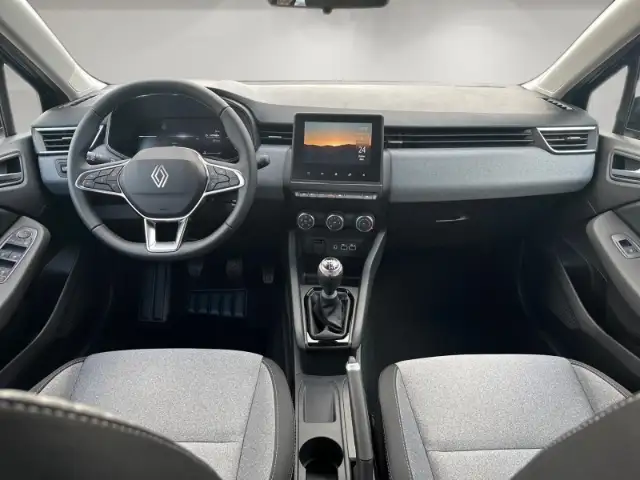 Renault Clio view 11