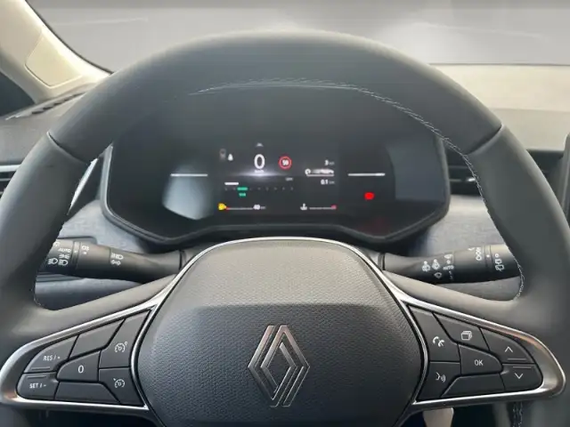 Renault Clio view 8