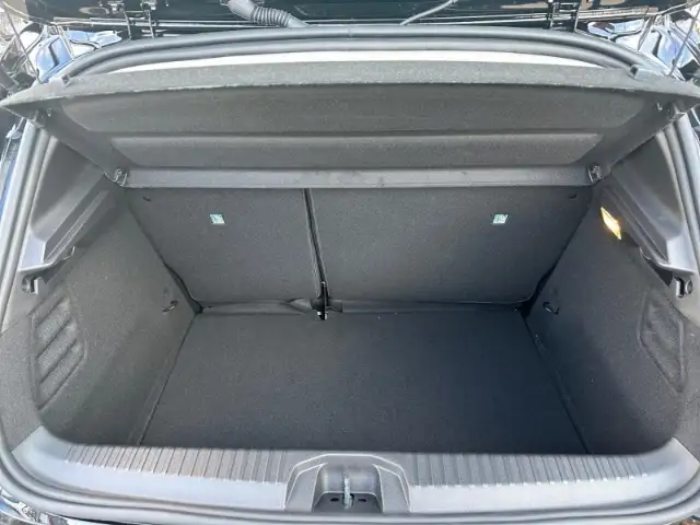 Renault Clio view 12