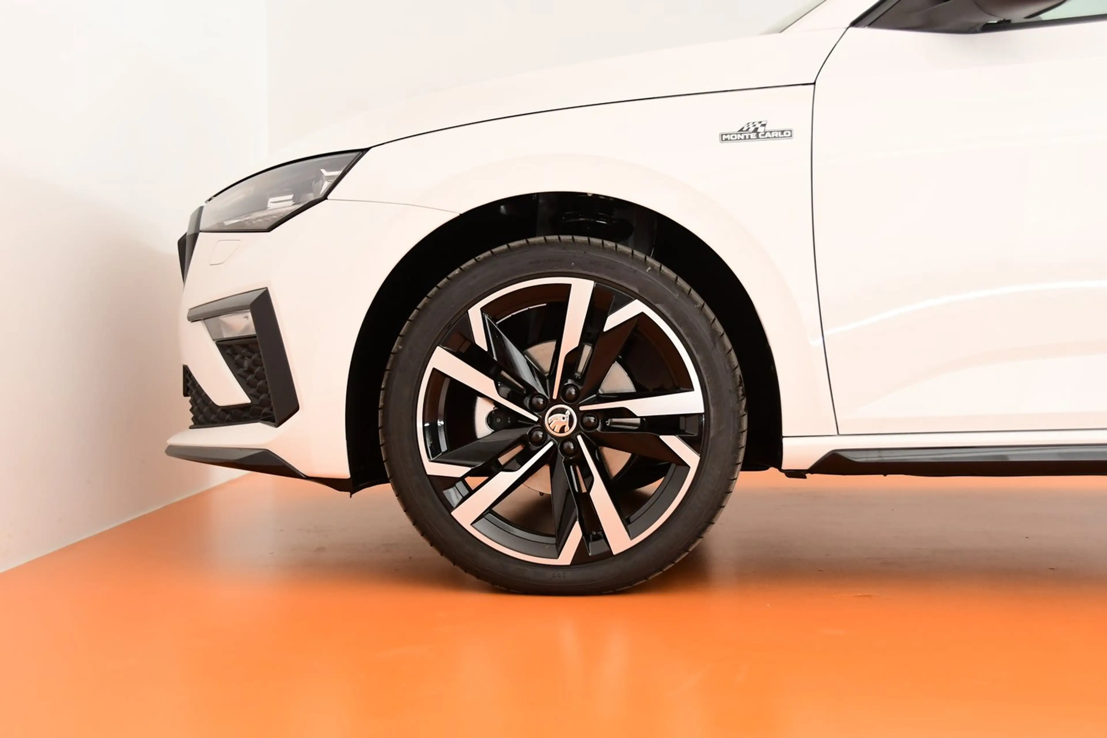 Skoda Scala Monte Carlo TSI DSG — photo 15