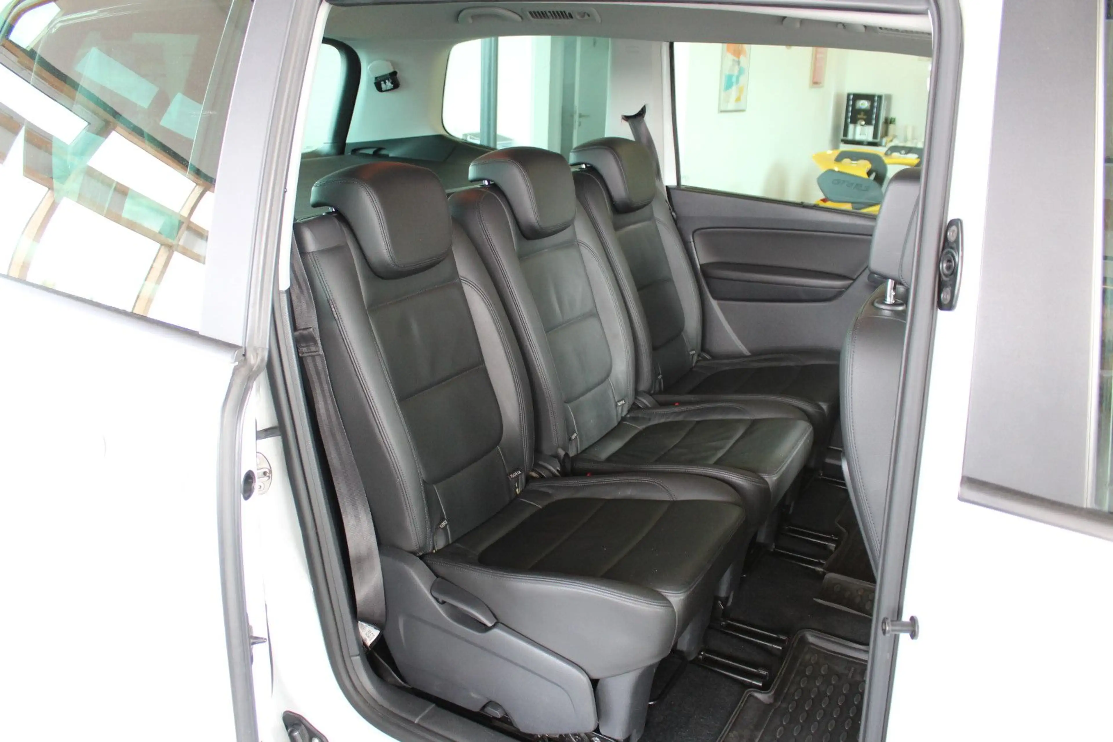 SEAT Alhambra 2.0 TDI DSG Style*7.Si*NAVI*AHK*KAMERA* — photo 12
