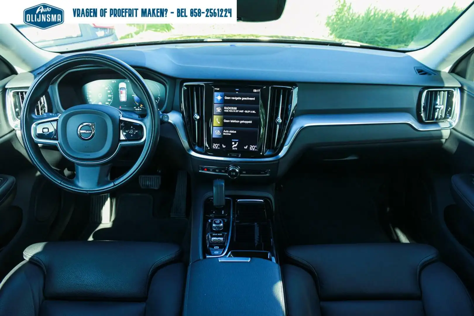 Volvo V60 2.0 T6 PlugInHybride Inscription|Leer|Stuurverwami Zwart - 2