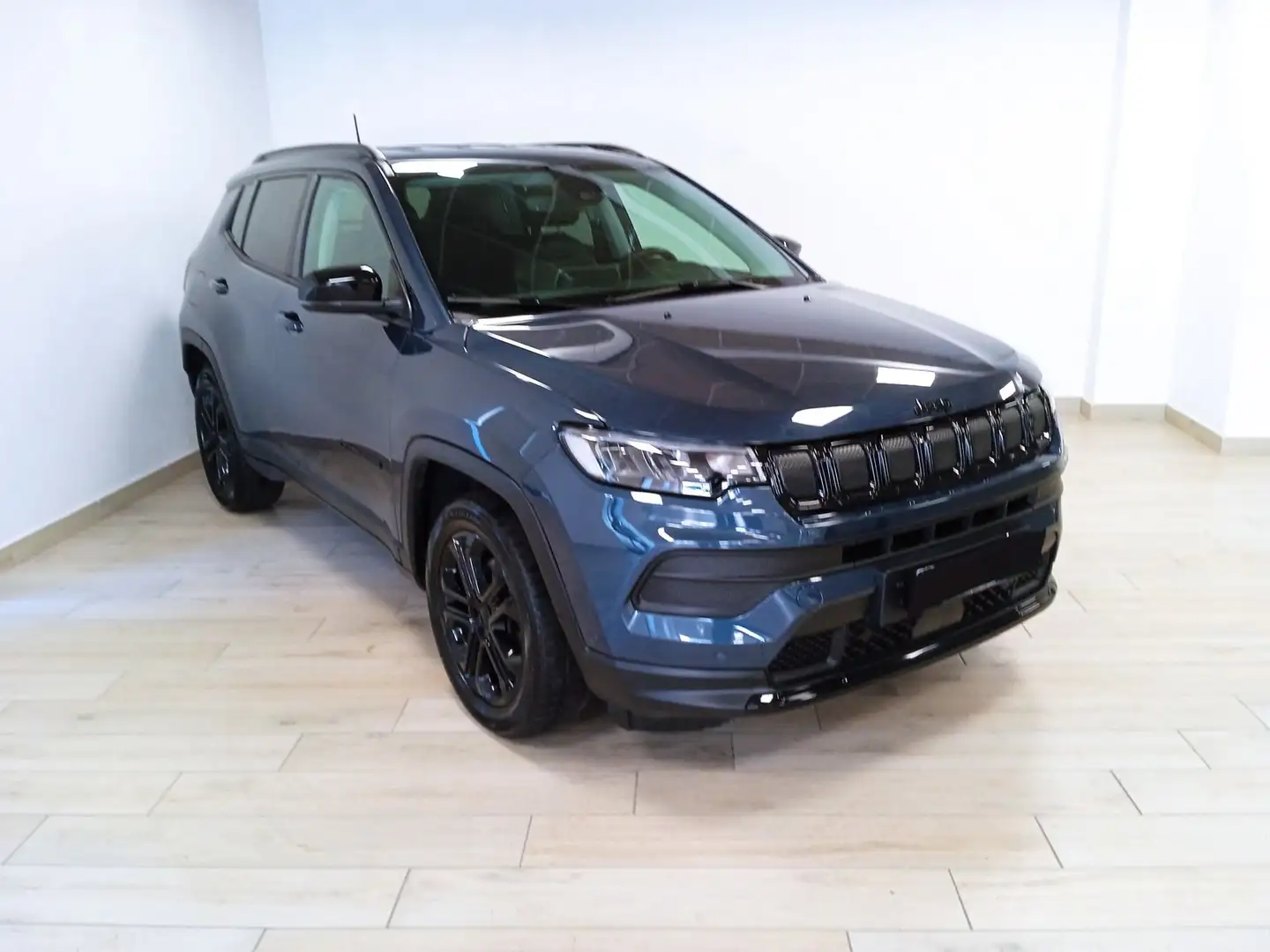 Jeep Compass 2ª serie 1.6 Multijet II 2WD Night Eagle Blu/Azzurro - 1