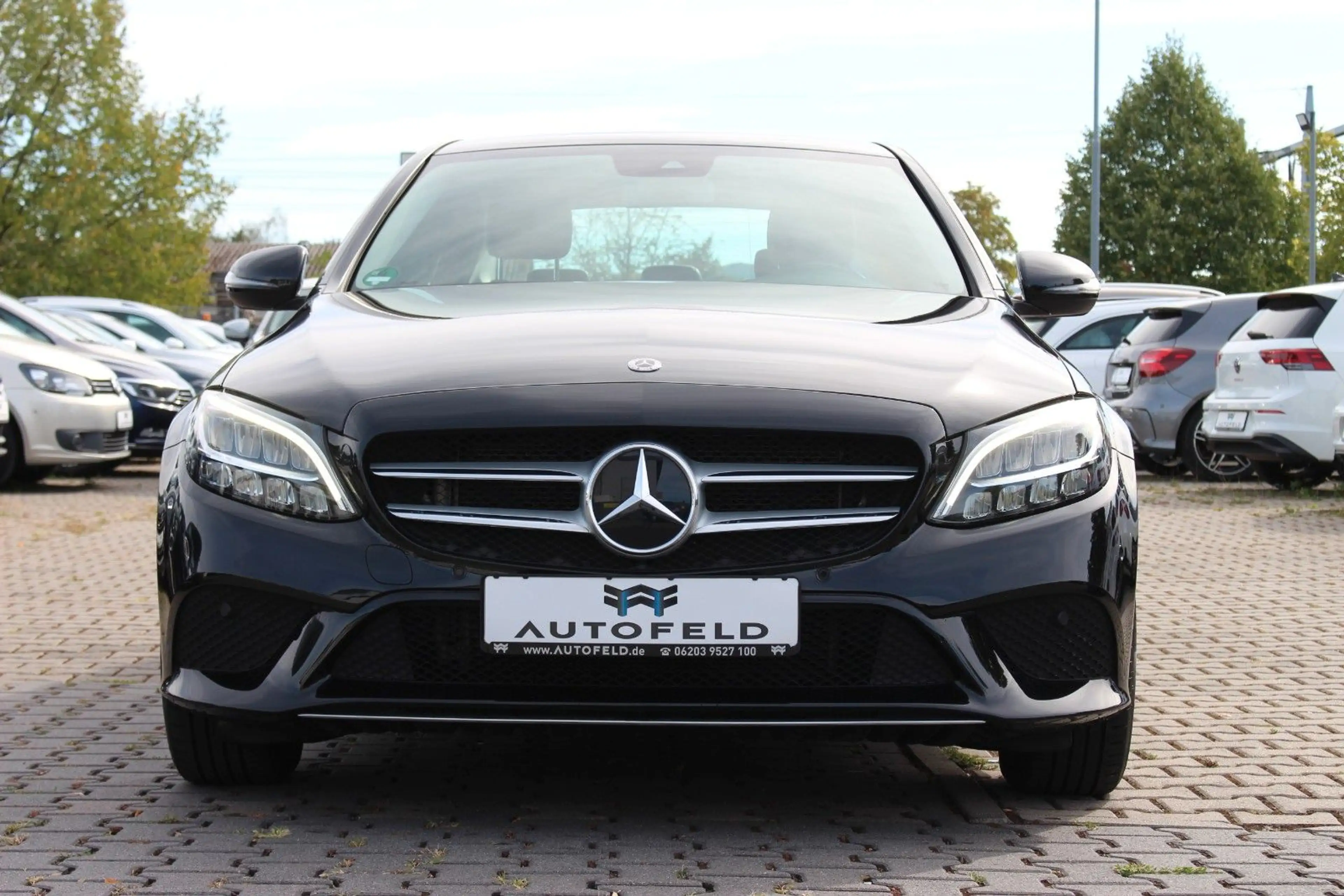 Mercedes-Benz C 200 Avantgarde/VOLLSHEFT/CARPLAY/RCAM/NAVI — photo 2