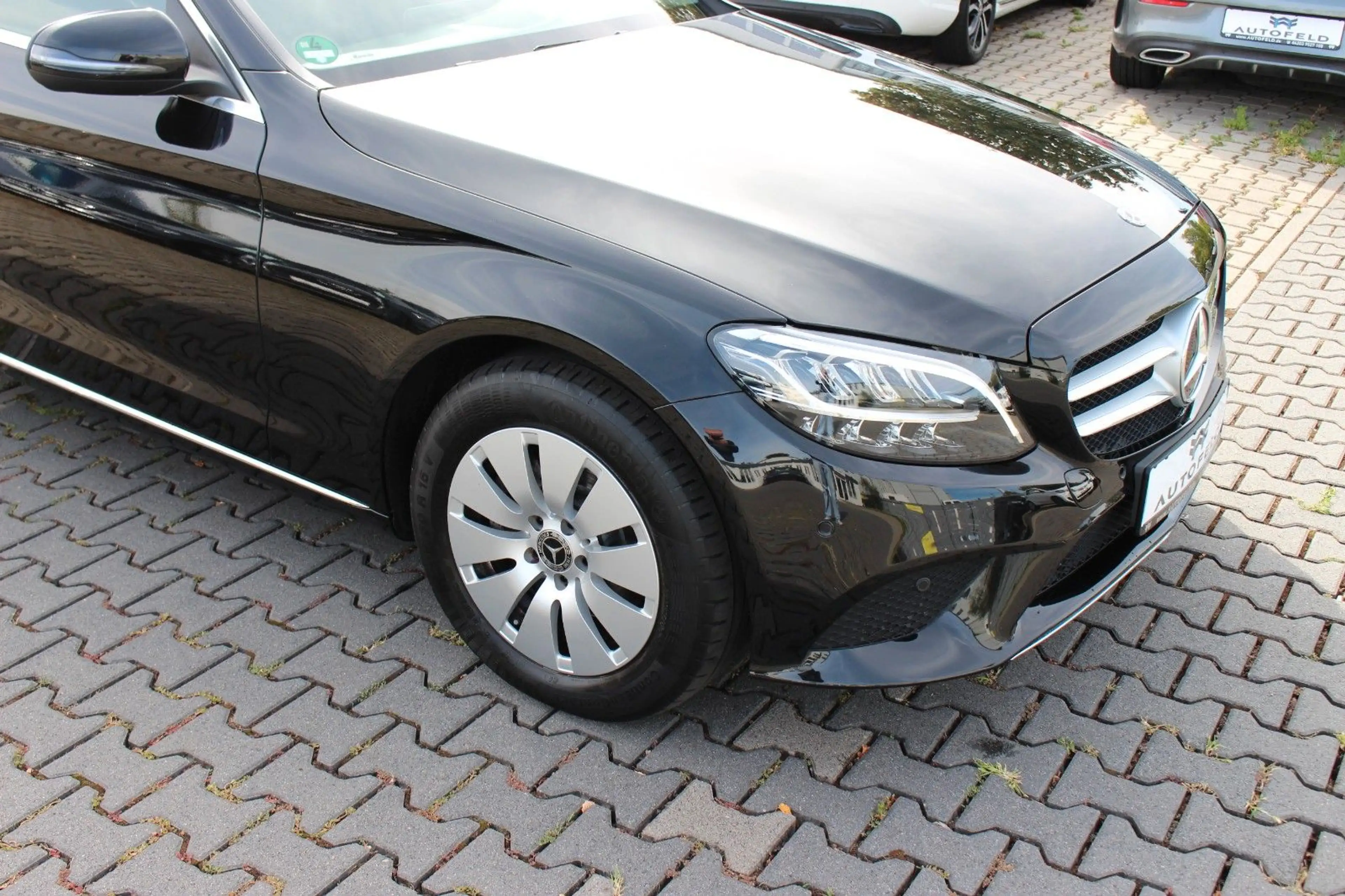 Mercedes-Benz C 200 Avantgarde/VOLLSHEFT/CARPLAY/RCAM/NAVI — photo 9