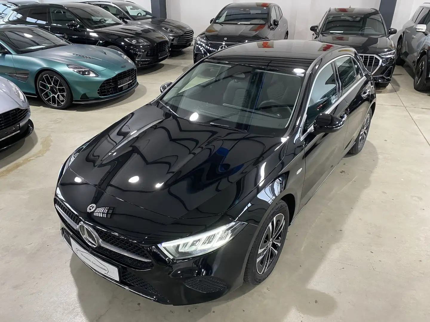 Mercedes-Benz A 250 e Progressive Line Advanced Plus Чёрный - 2