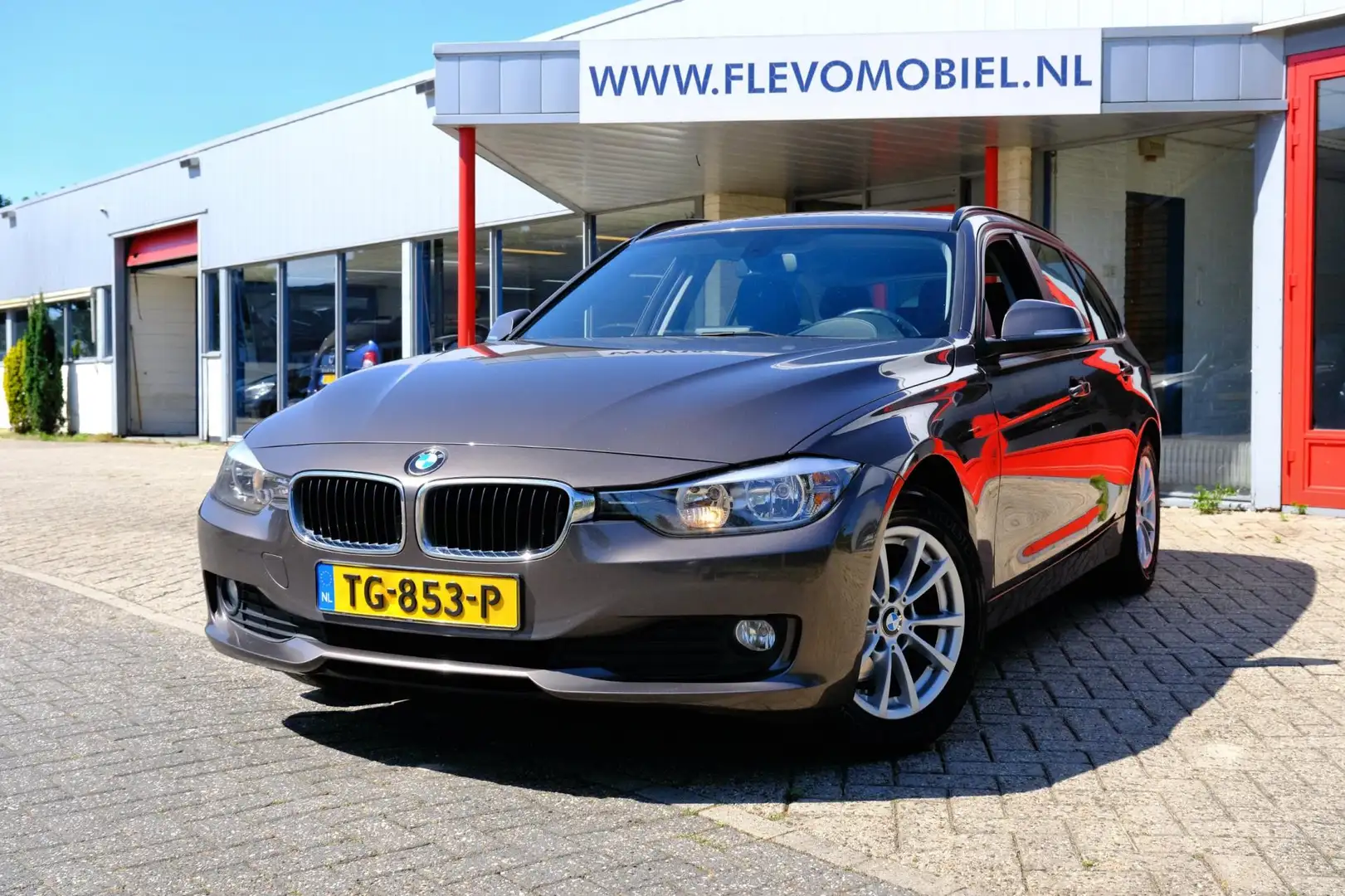 BMW 316 3-serie 316d Touring Navi|PDC|Clima|Elec.A.klep|Cr Bruin - 1