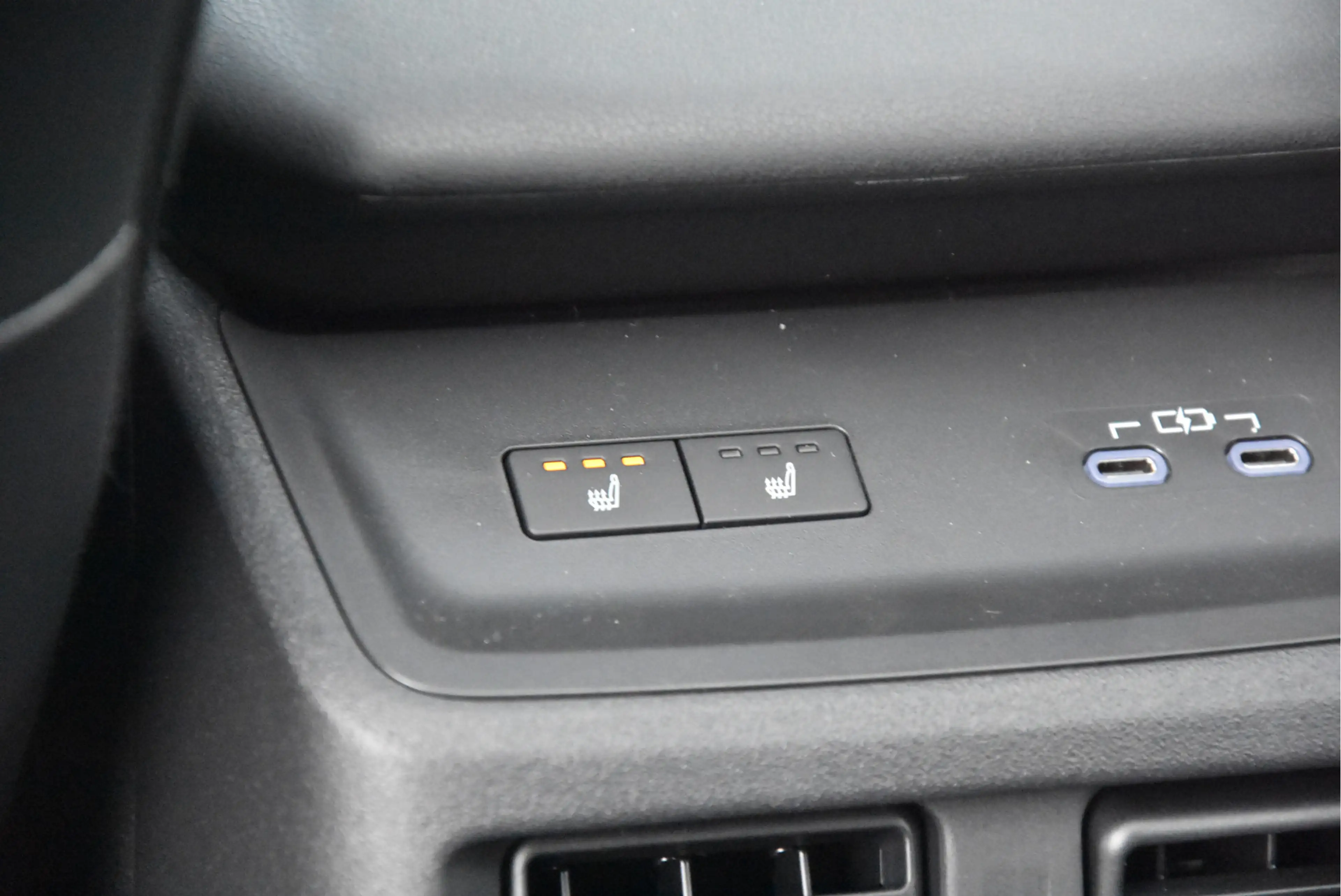 Subaru E-OUTBACK 4E-xperience+ 74.7 kWh — photo 28