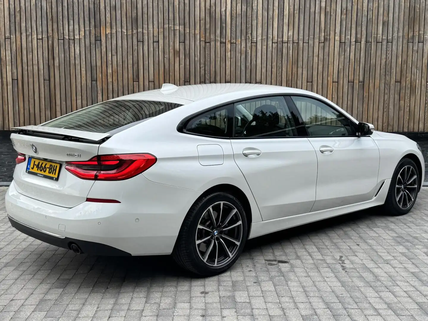 BMW 630 6-serie Gran Turismo 630i High Executive Automaat Blanc - 2