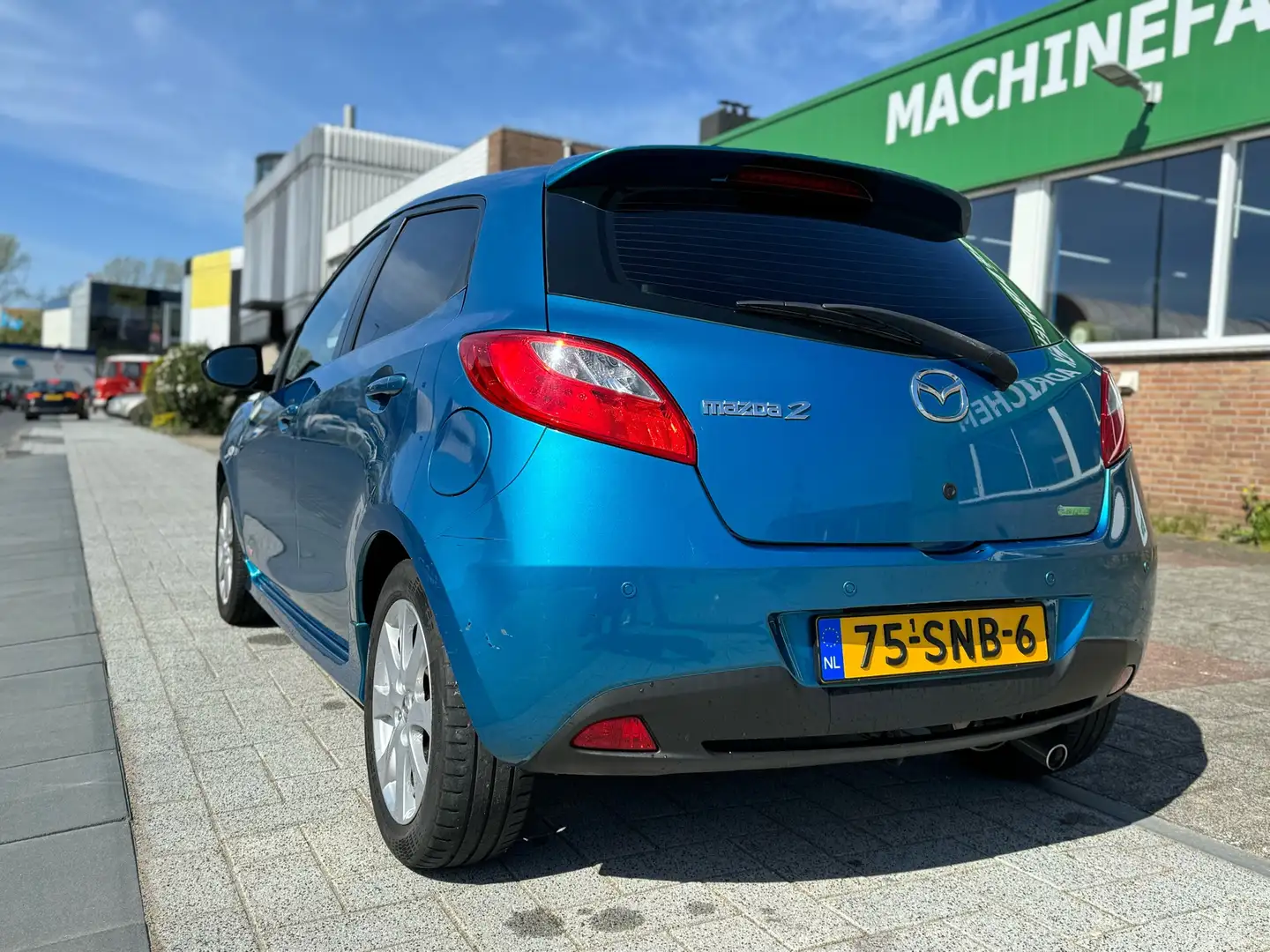 Mazda 2 1.3 BIFUEL GT-M Line Extreem Zuinig & Vol Opties! Blauw - 2