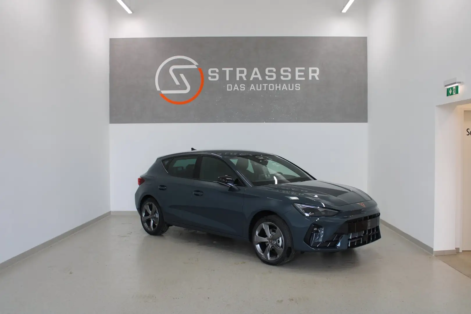 CUPRA Leon 1.5 TSI Blau - 1