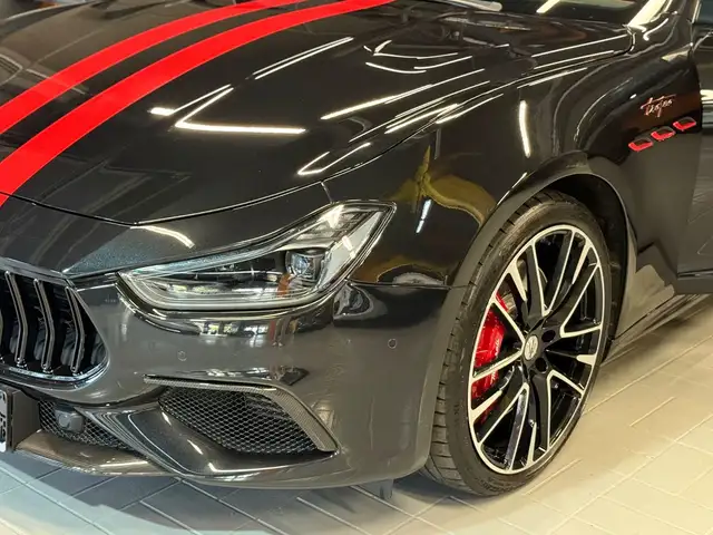Maserati Ghibli view 11