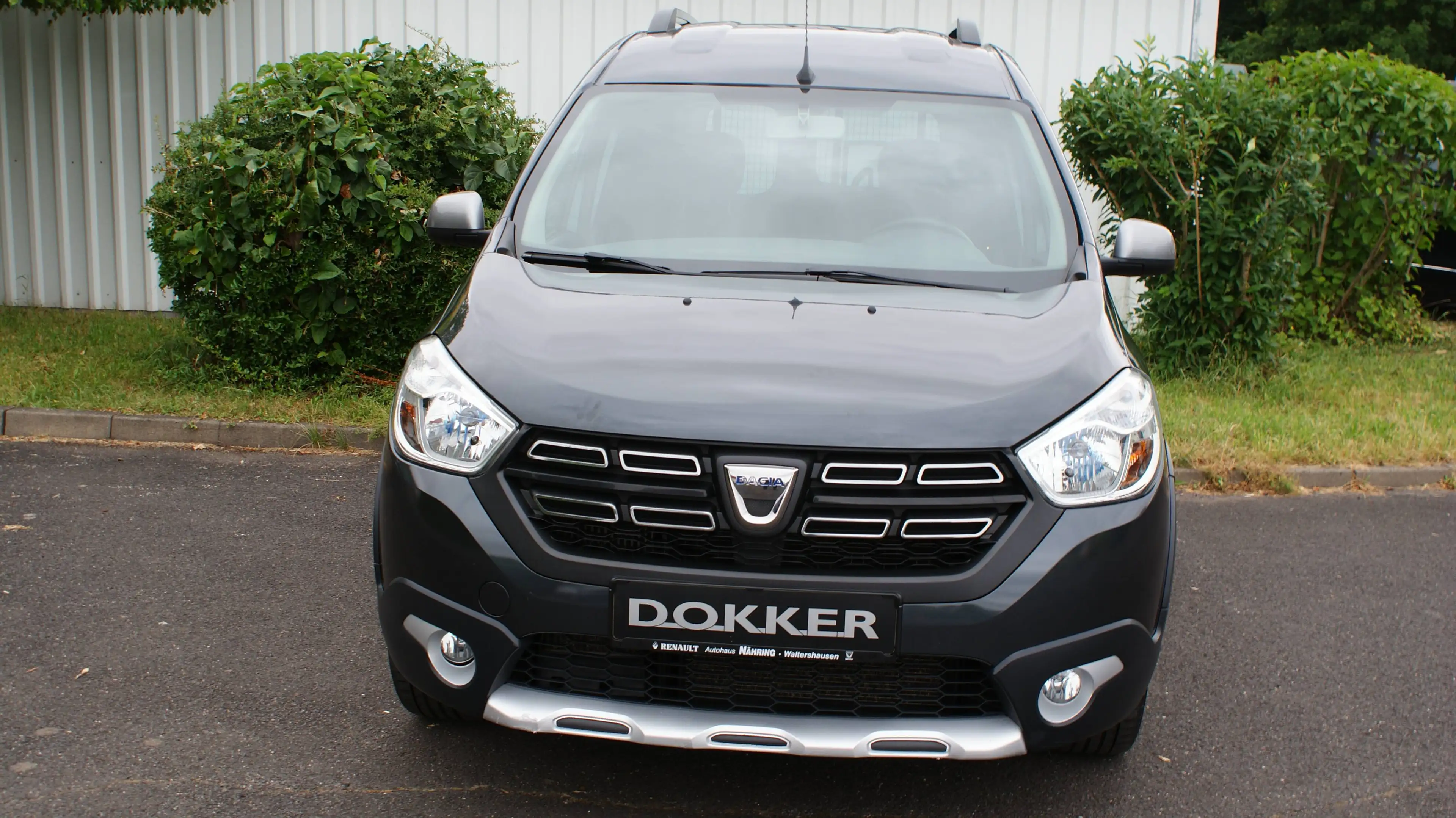 Dacia Dokker Stepway Plus 130 PS Navi Kamera Winterräder — photo 4