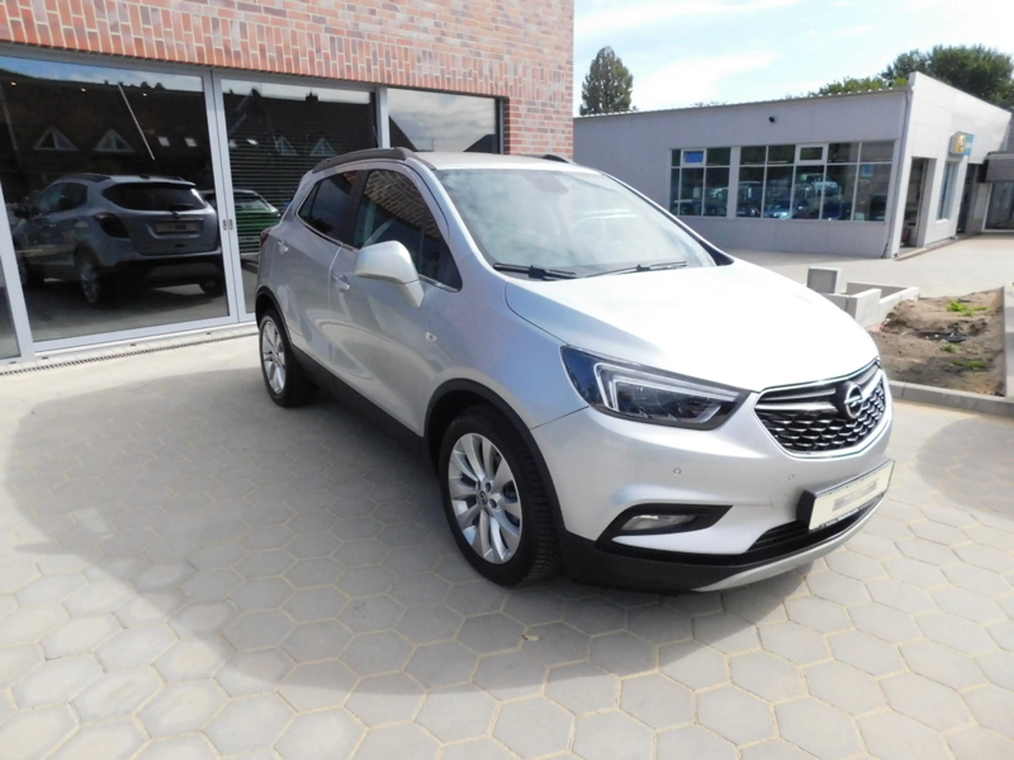 Opel Mokka X Innovation Start/Stop — photo 9
