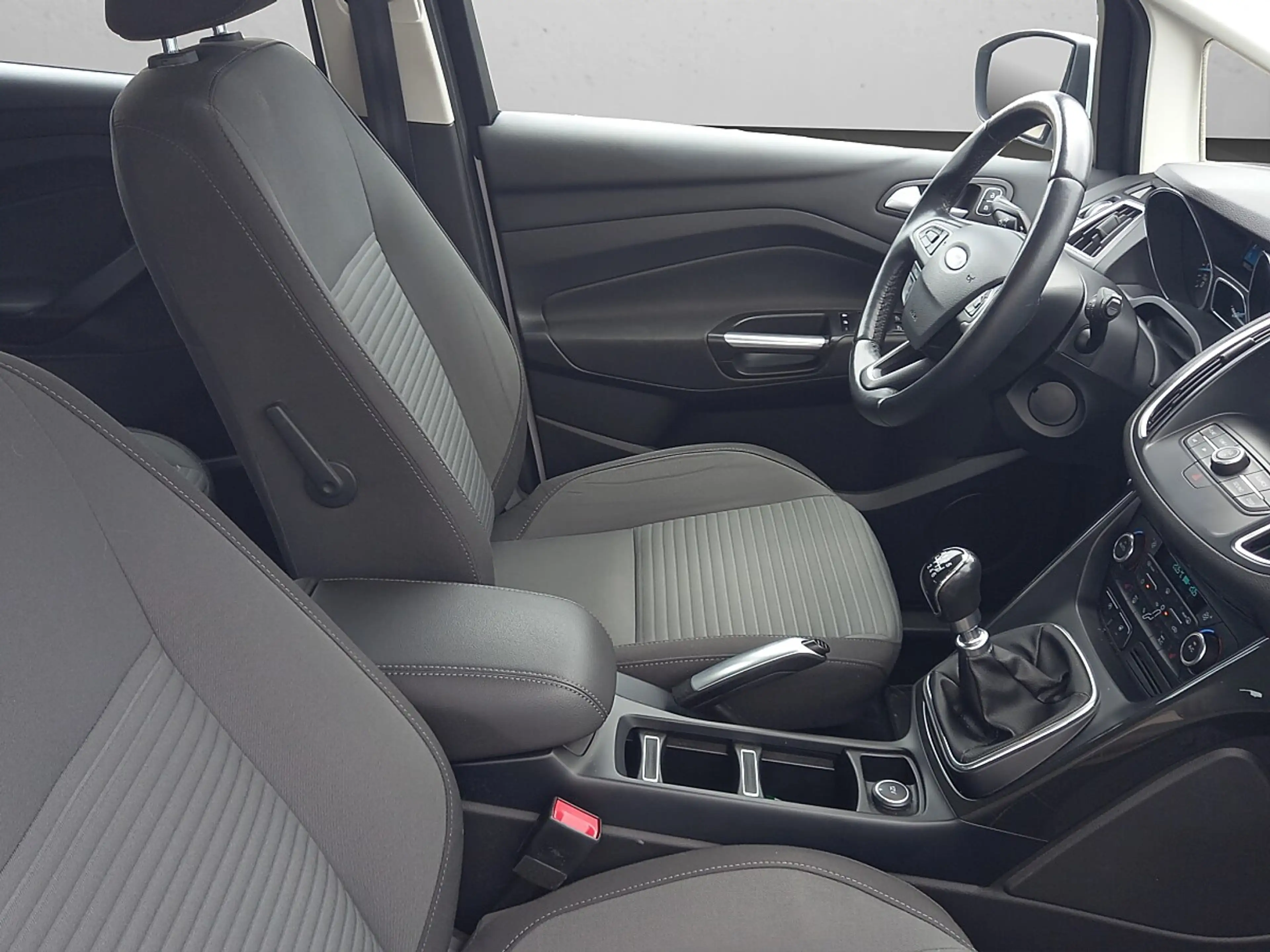 Ford C-Max C-MAX Titanium 1,0 EcoBoost S/S — photo 15