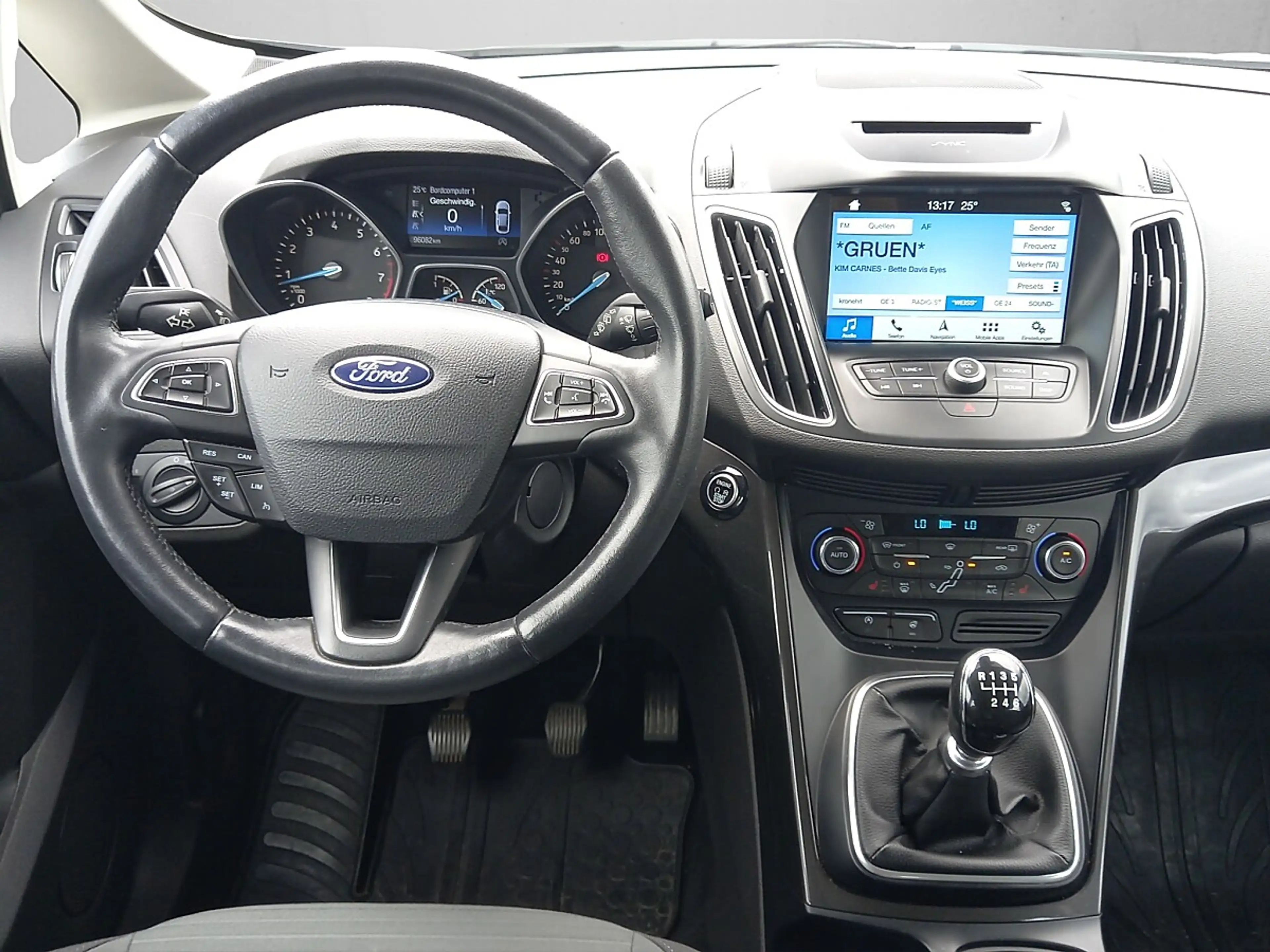 Ford C-Max C-MAX Titanium 1,0 EcoBoost S/S — photo 12