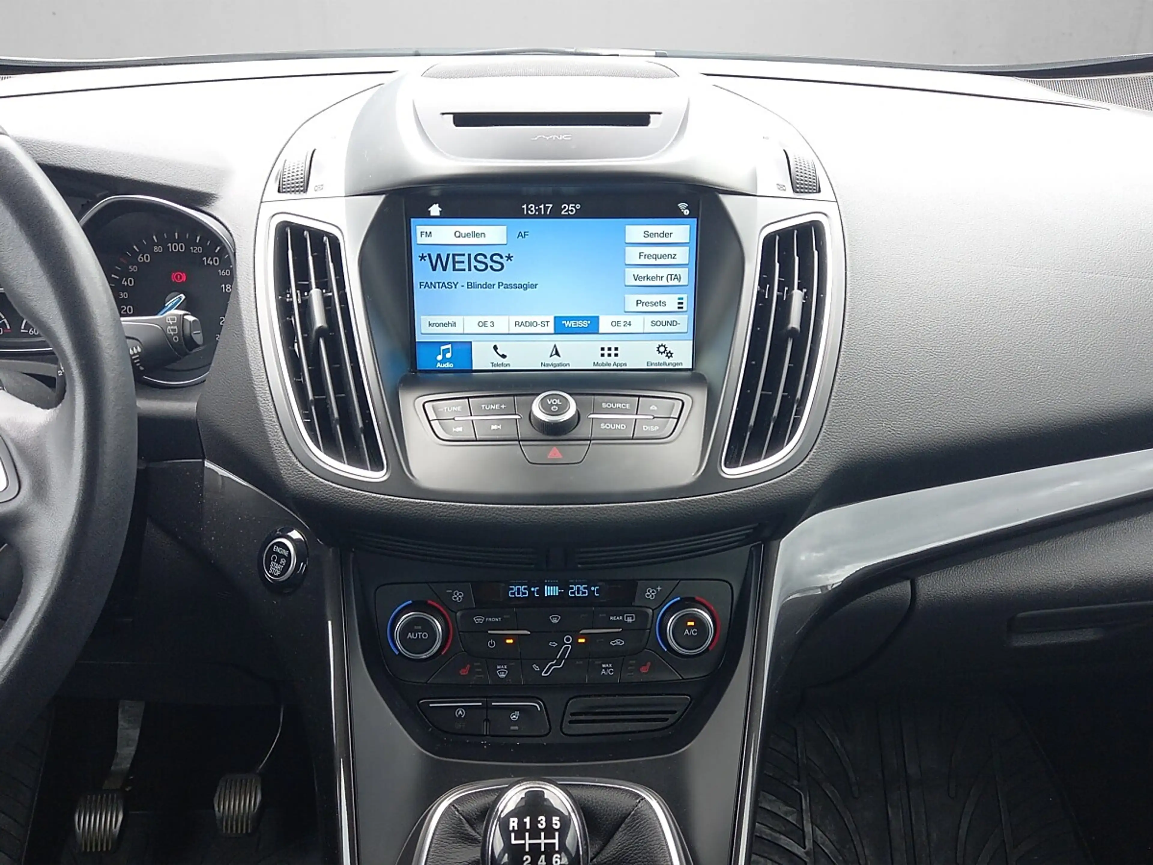 Ford C-Max C-MAX Titanium 1,0 EcoBoost S/S — photo 13
