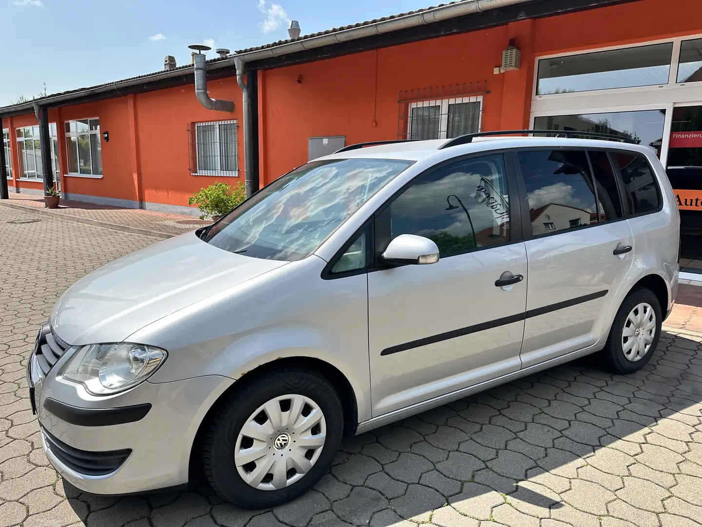 Volkswagen Touran Conceptline Gris - 1