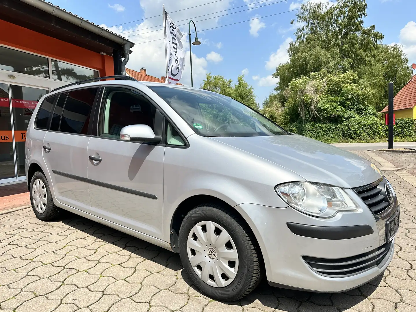 Volkswagen Touran Conceptline Grau - 1