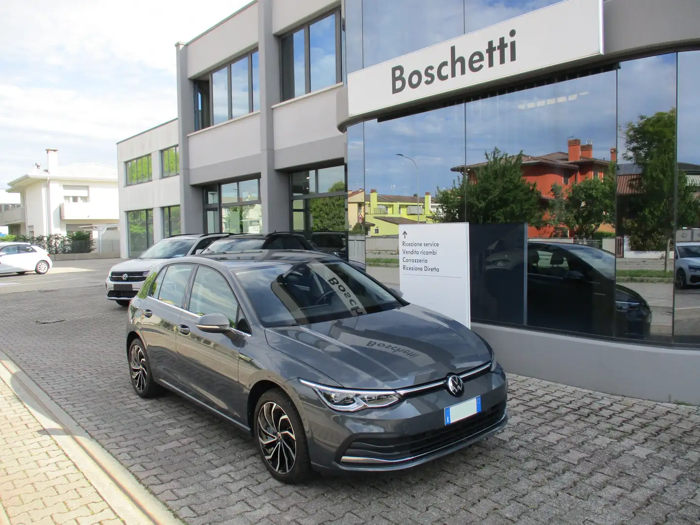 Volkswagen Golf 1.5 etsi Style 130cv dsg Gris - 2
