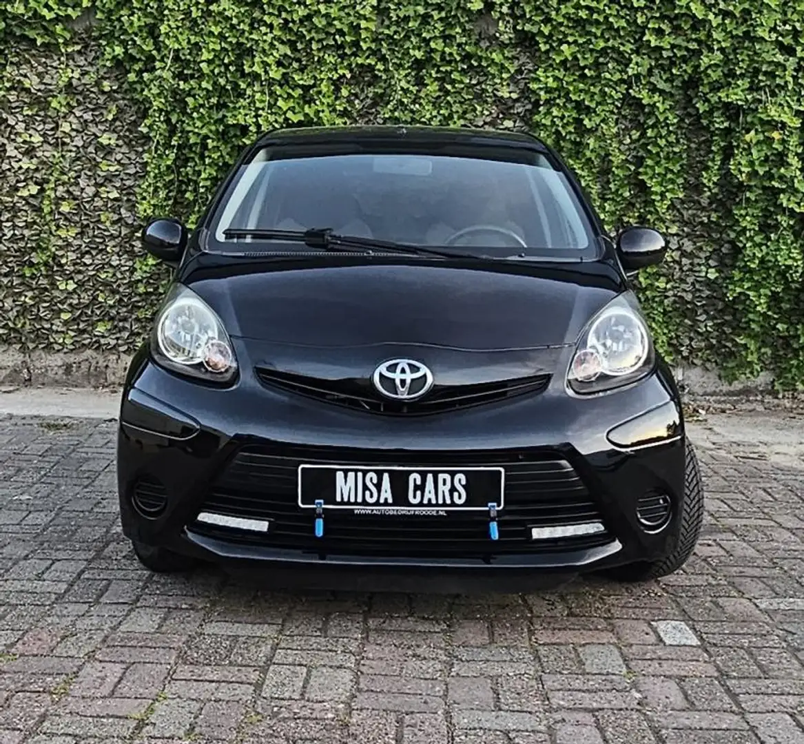 Toyota Aygo 1.0 VVT-i Aspiration Airco Elektrische Ramen Bluet Zwart - 2