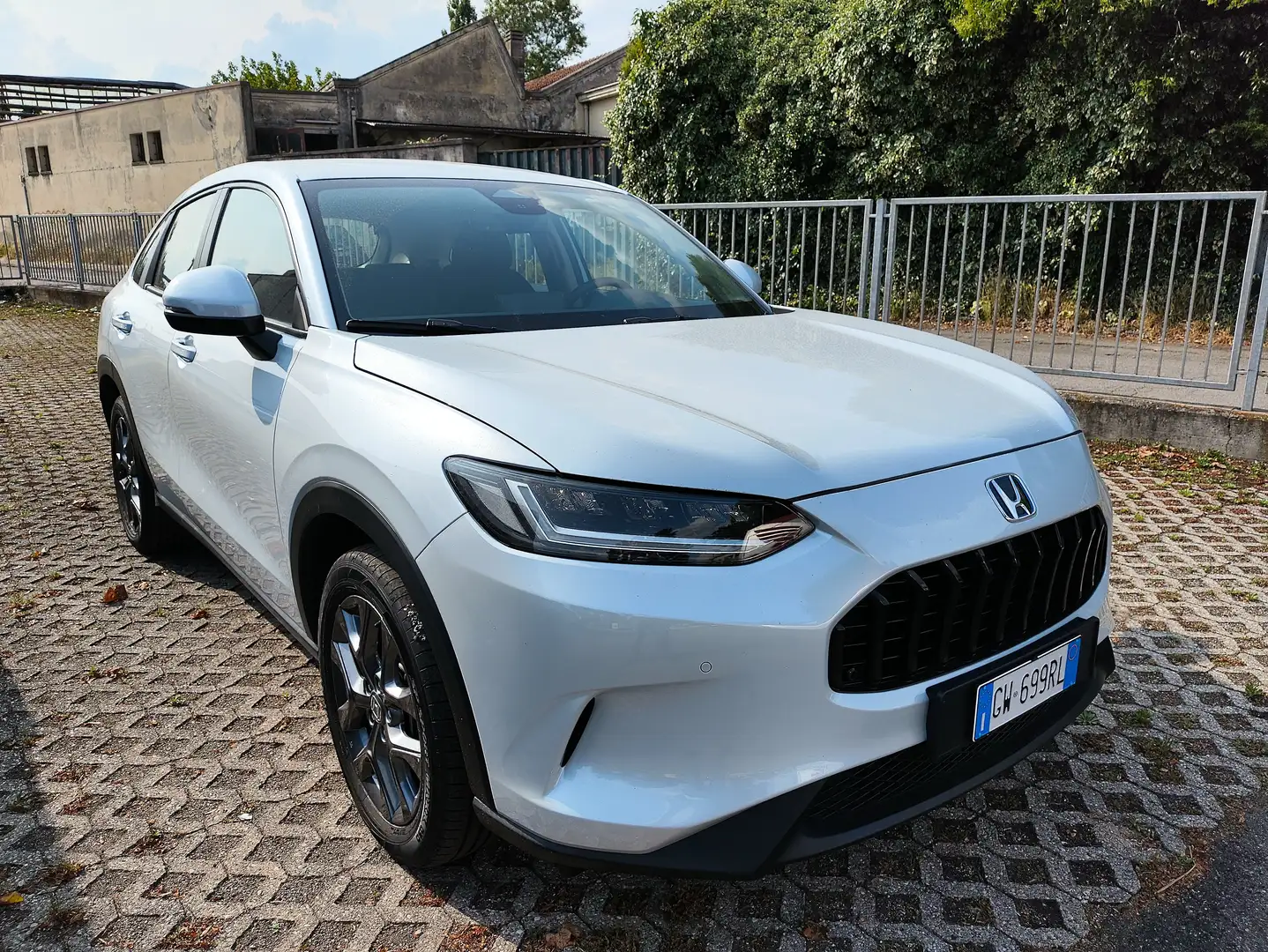 Honda ZR-V 2.0 Hev Elegance eCVT Ezüst - 1