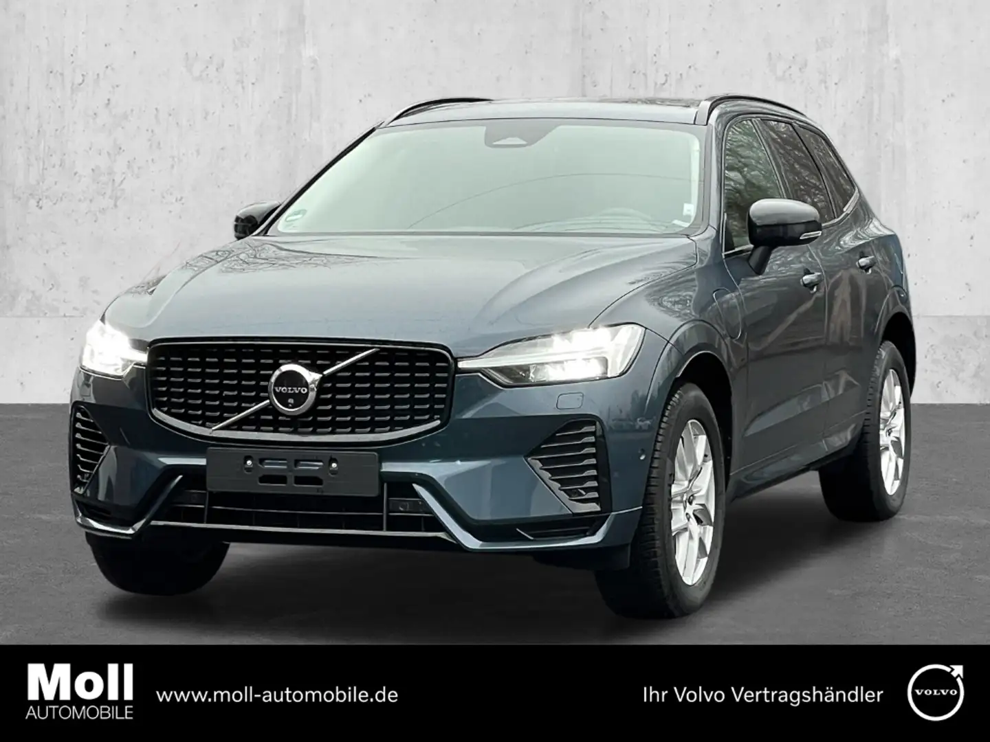 Volvo XC60 Plus Dark Recharge Plug-In Hybrid AWD T8 Twin Engi Bleu - 1
