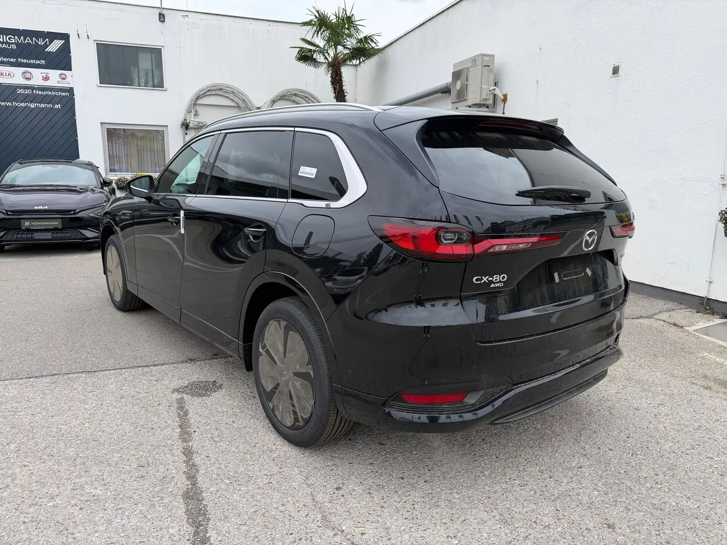 Mazda CX-80 2.5L e-SKYACTIV PHEV AWD Homura Plus Aut. Schwarz - 2