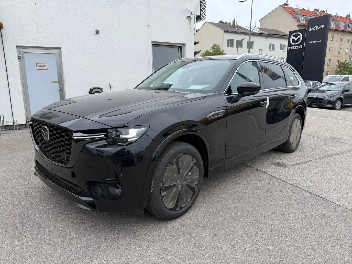 Mazda CX-80 2.5L e-SKYACTIV PHEV AWD Homura Plus Aut. Schwarz - 1