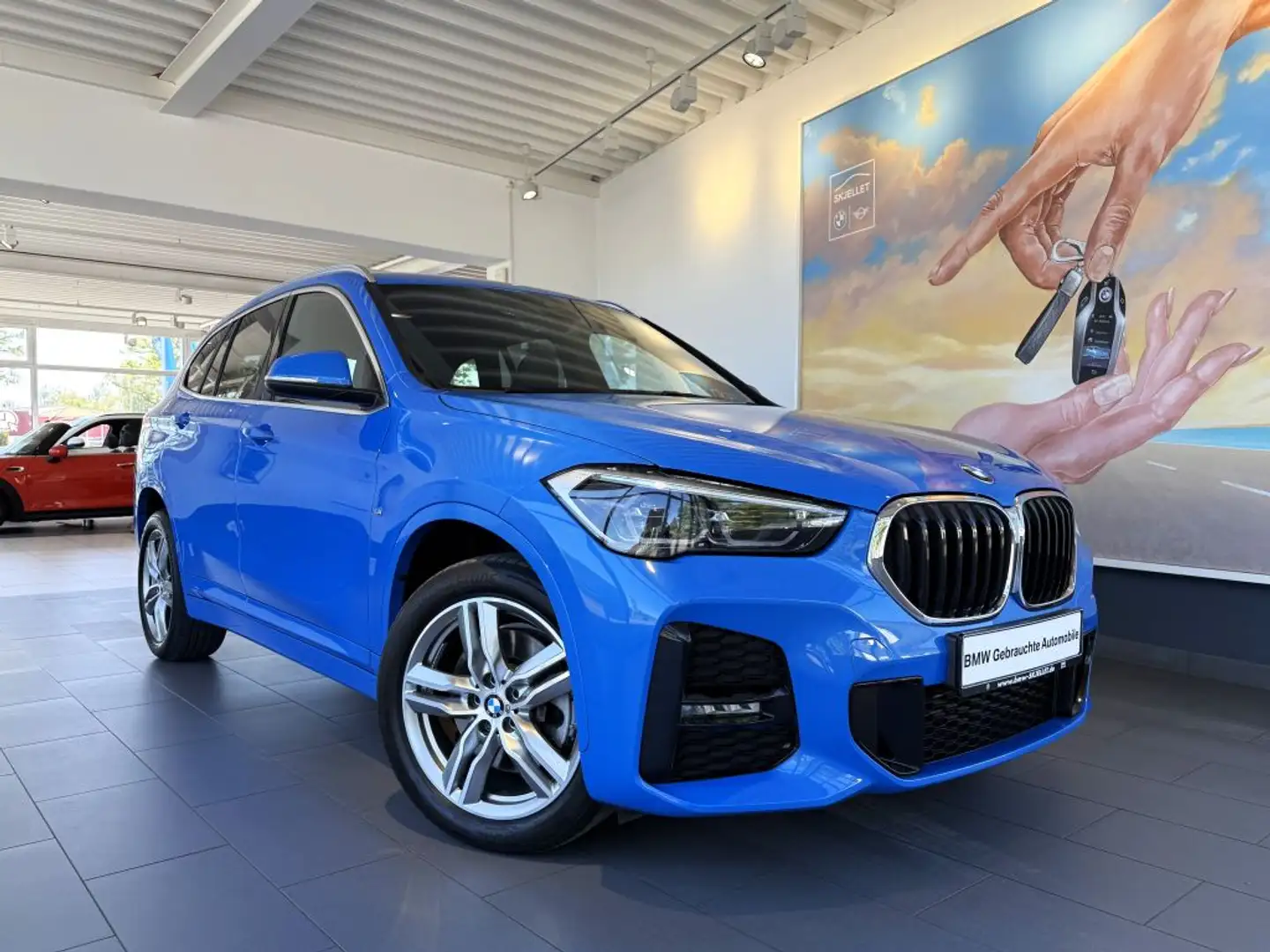 BMW X1 sDr.20i Aut. M SPORT KAM+adp.LED+NAV+TEMP+DAB Blau - 2