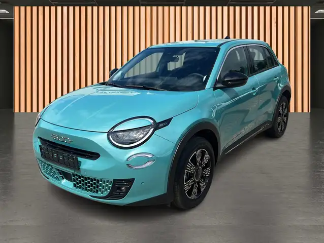 Fiat 600 view 2