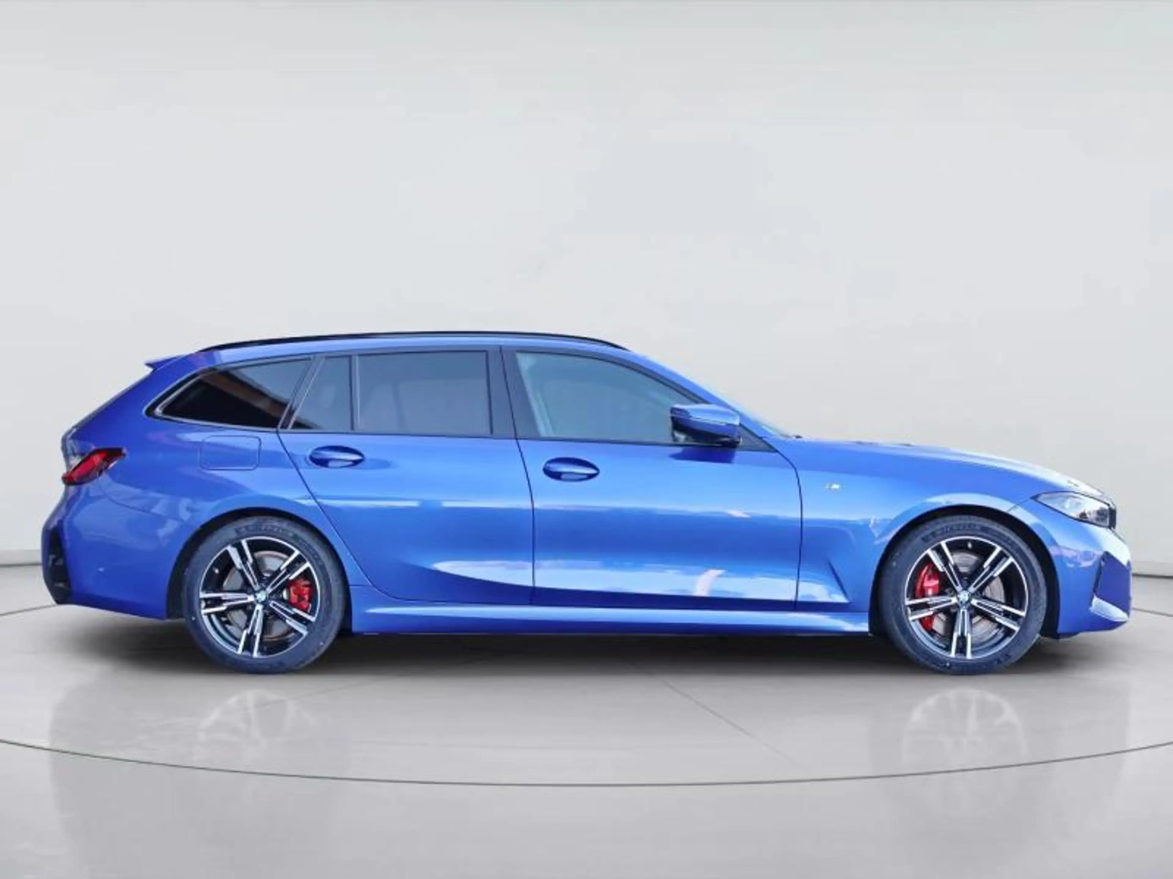 BMW 318 i Touring Kit M Sport — photo 4