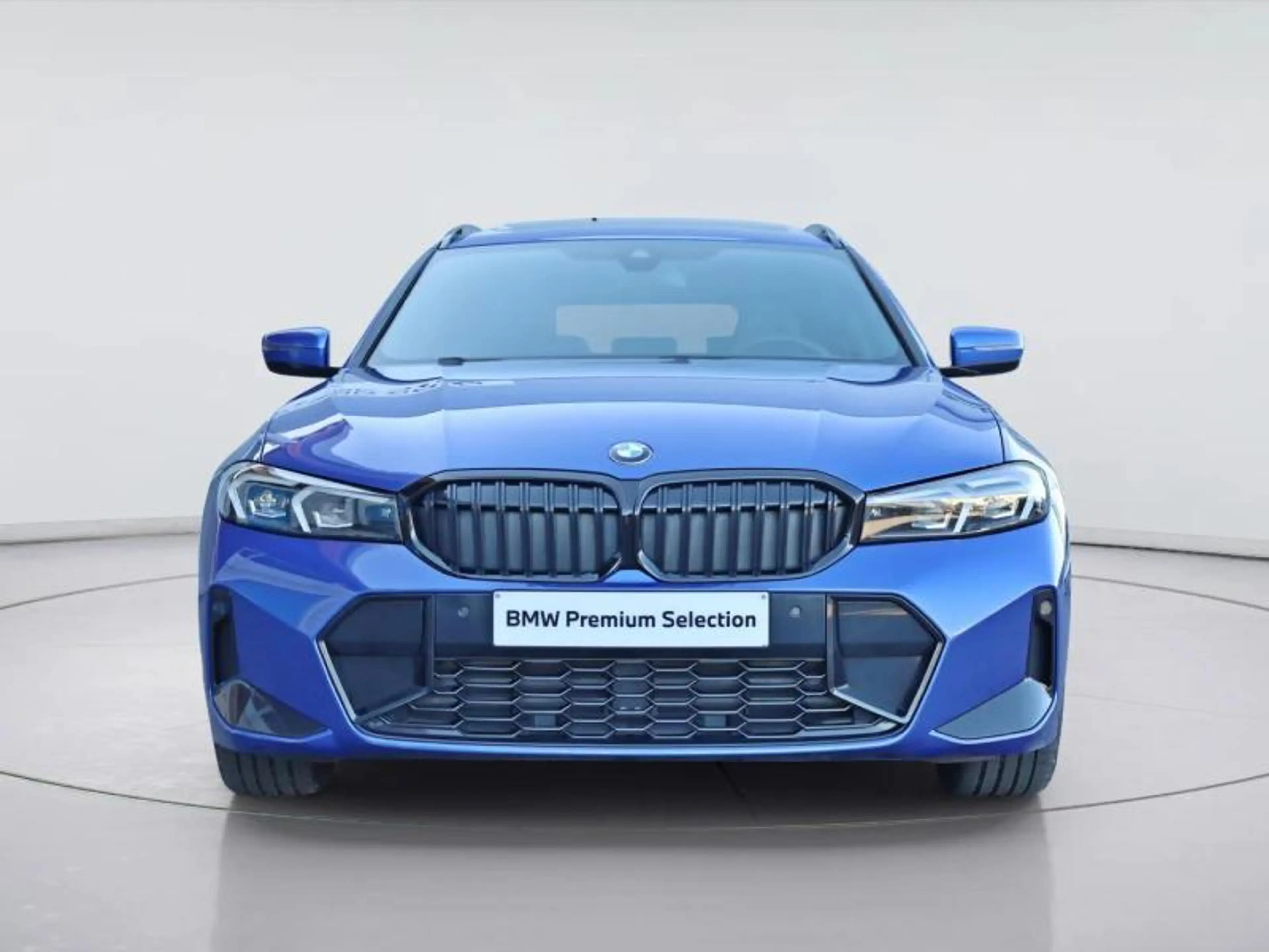 BMW 318 i Touring Kit M Sport — photo 3