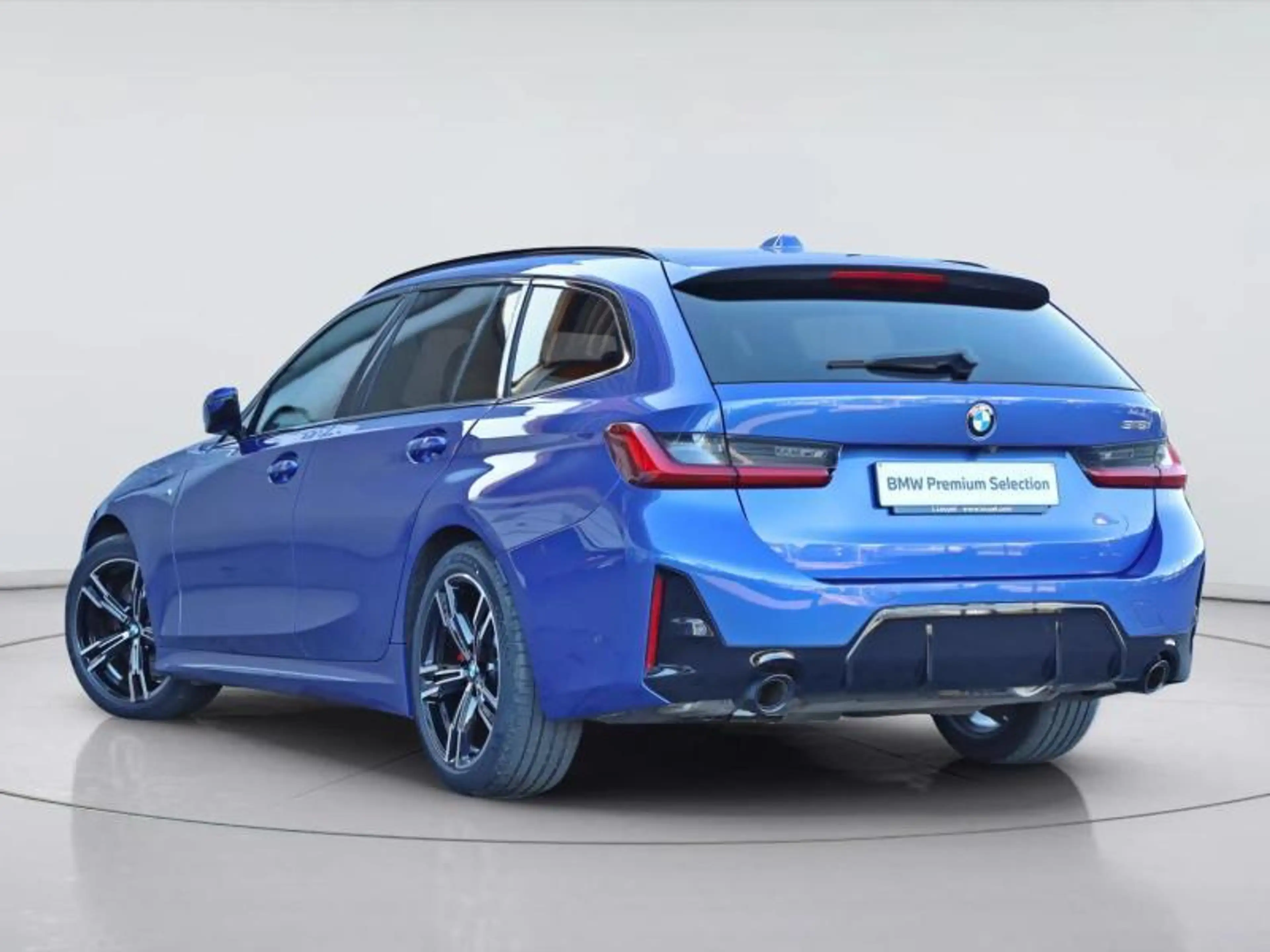 BMW 318 i Touring Kit M Sport — photo 6