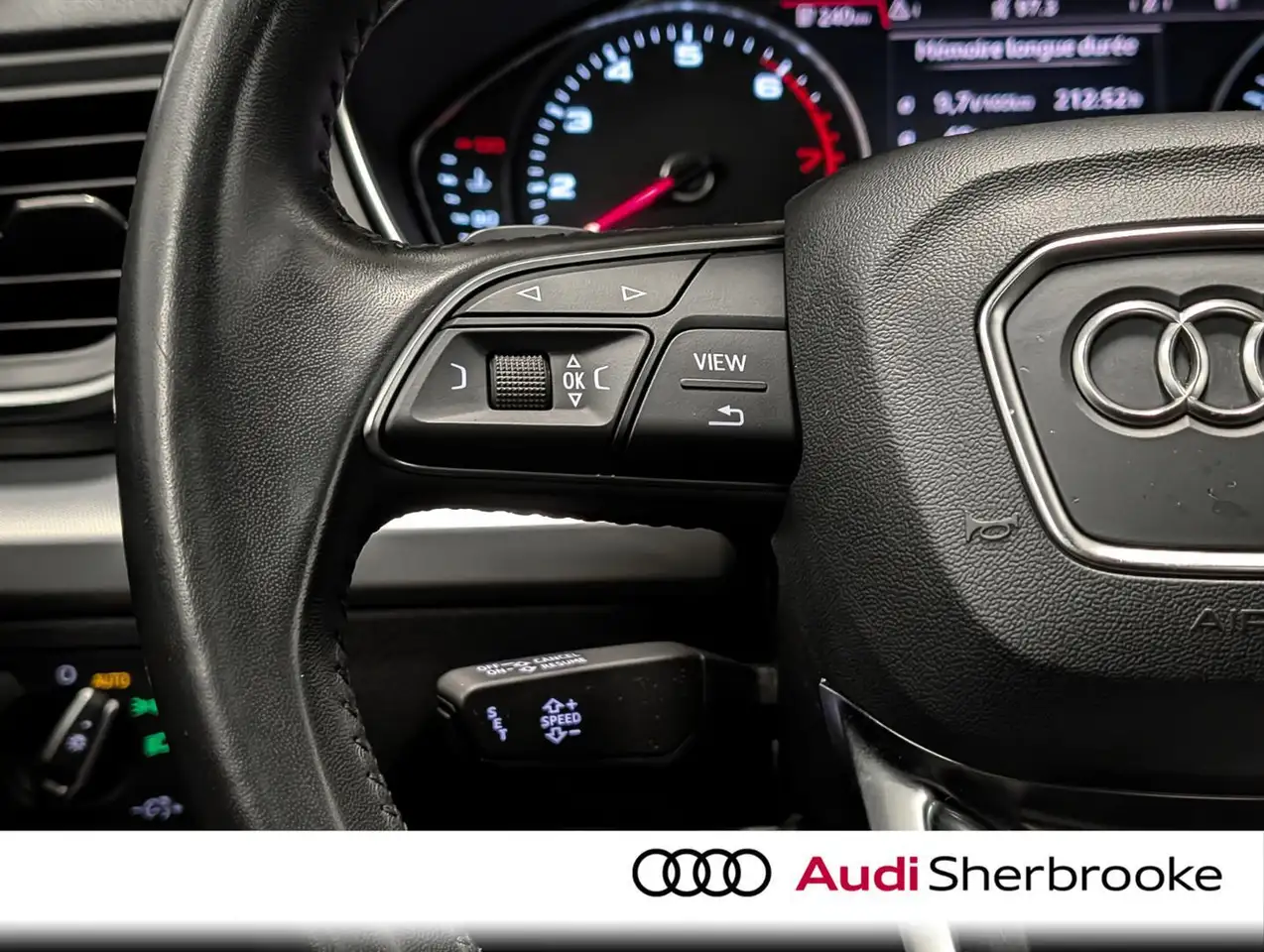 Audi Q5 снимка Audi Q5