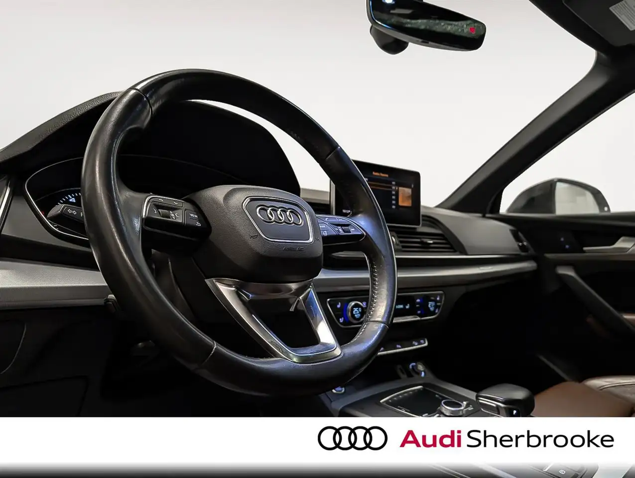 Audi Q5 снимка Audi Q5