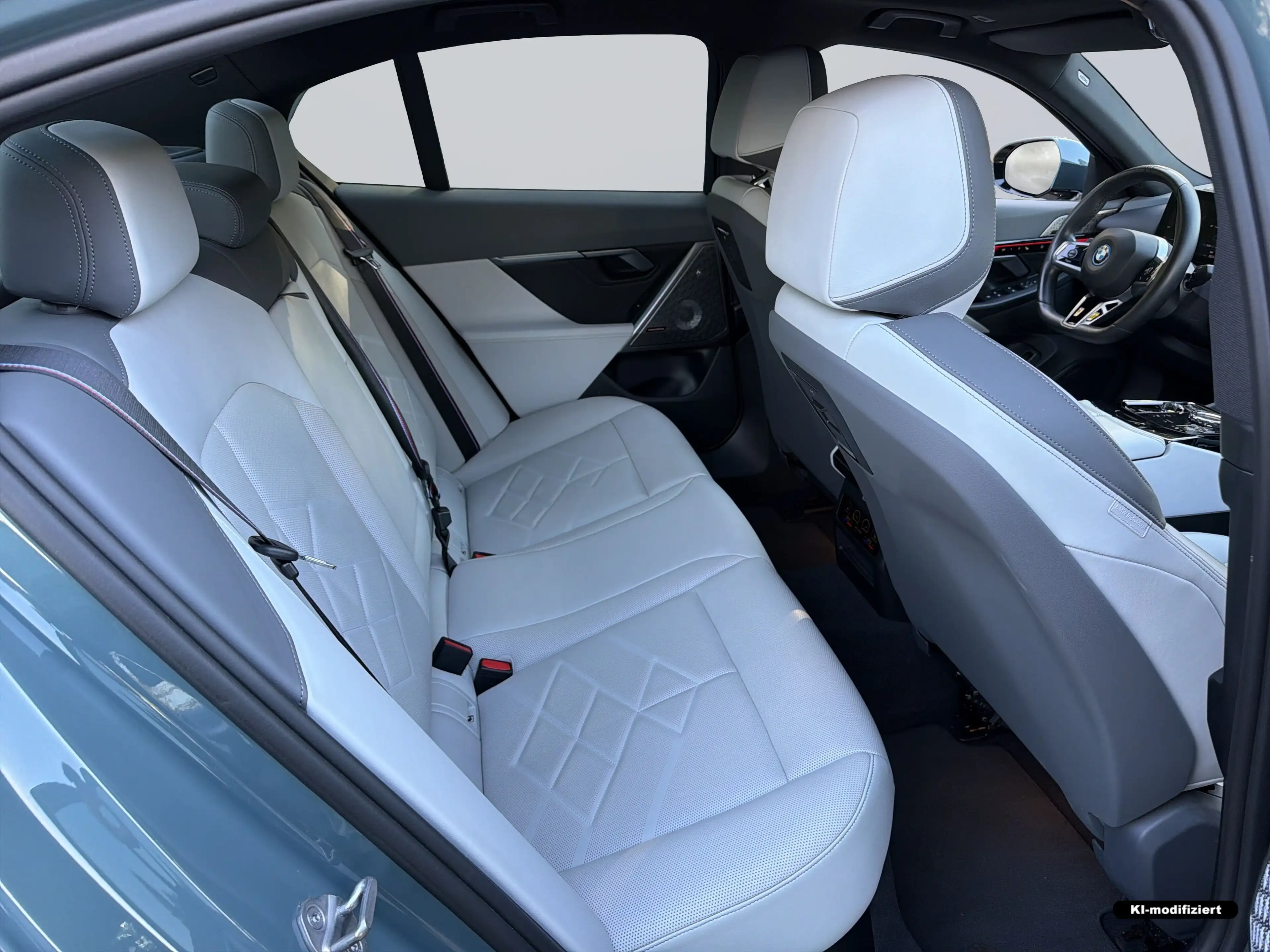 BMW i5 eDrive40 Limousine M Sportpaket DAB LED AHK — photo 10