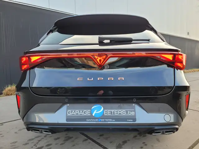 Cupra Leon view 4