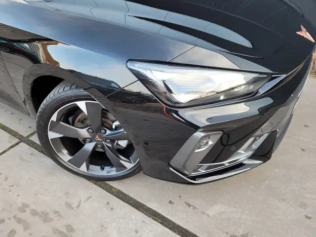 Cupra Leon view 7