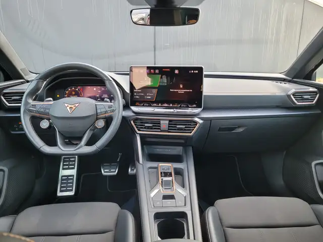 Cupra Leon view 12